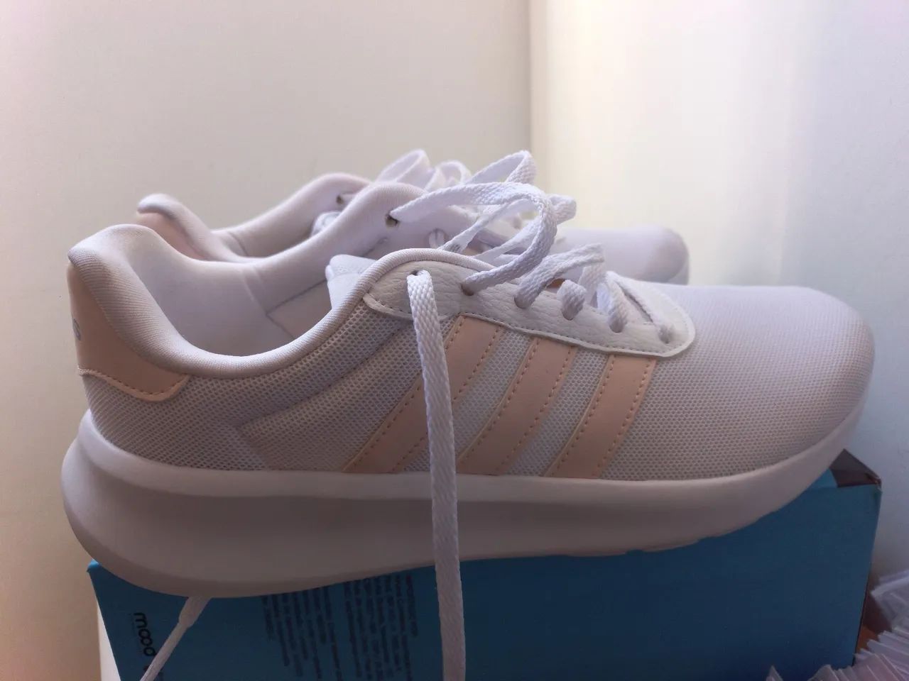 Tênis Adidas Branco e Rosa - Foto 5