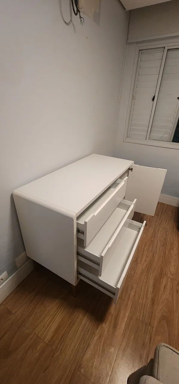 Cômoda Bo com Porta - Gaveteiro com Design Moderno - Foto 4