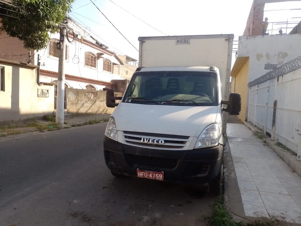 Vende se caminhão Iveco dayli