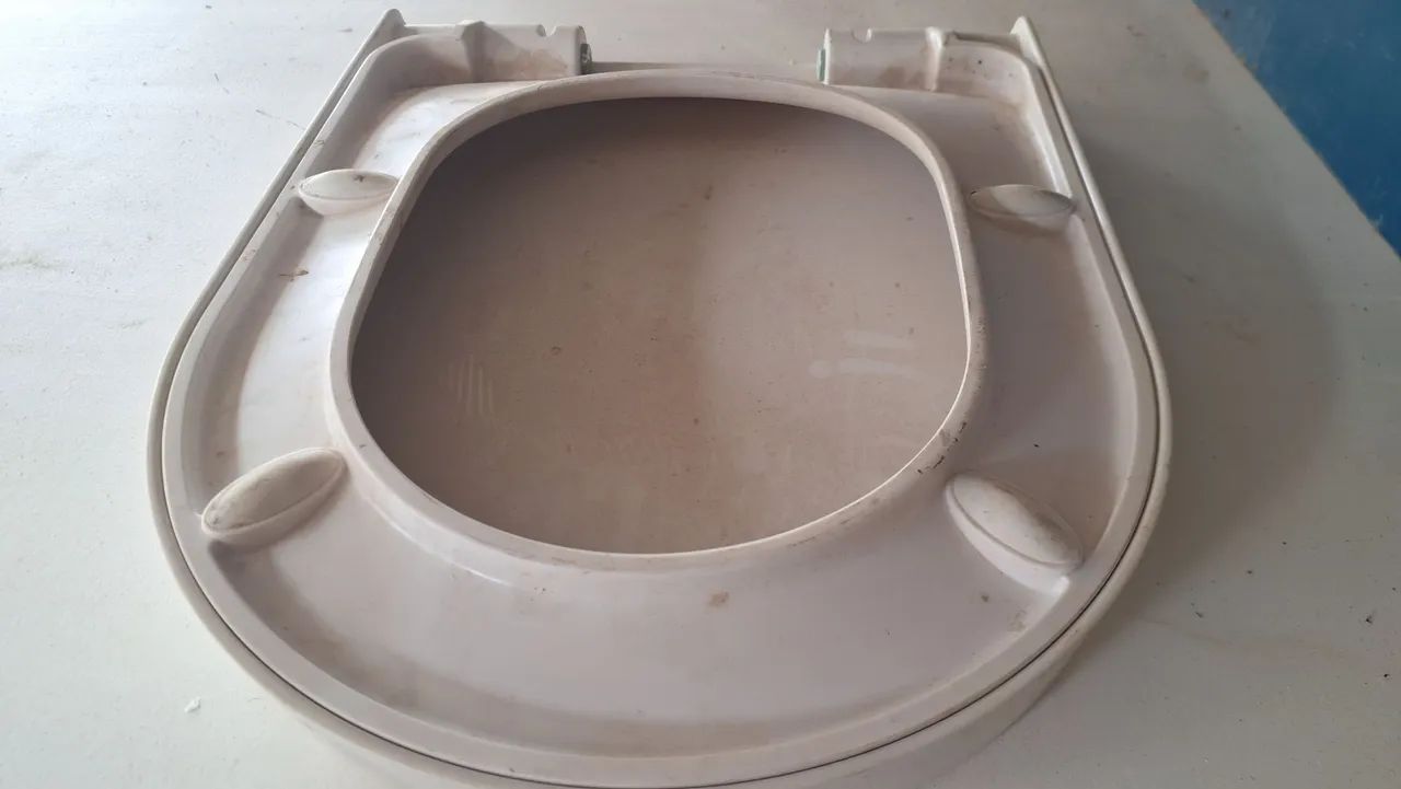 Tampa de Vaso Sanitário Roca Deca - Foto 3