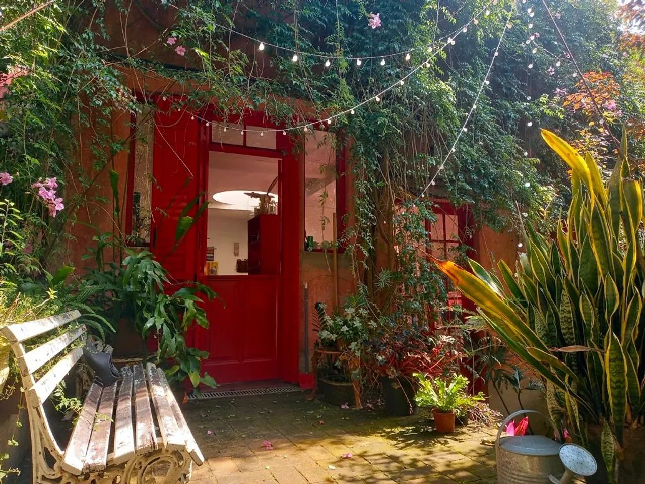 Casa Rústica estilo LOFT com Pé direito Alto! - Foto 4