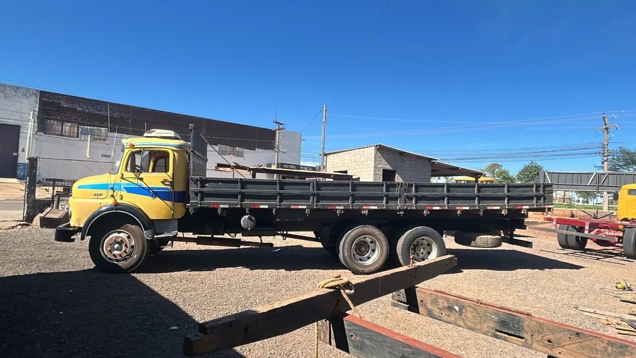 Mercedes 1113 - Foto 7