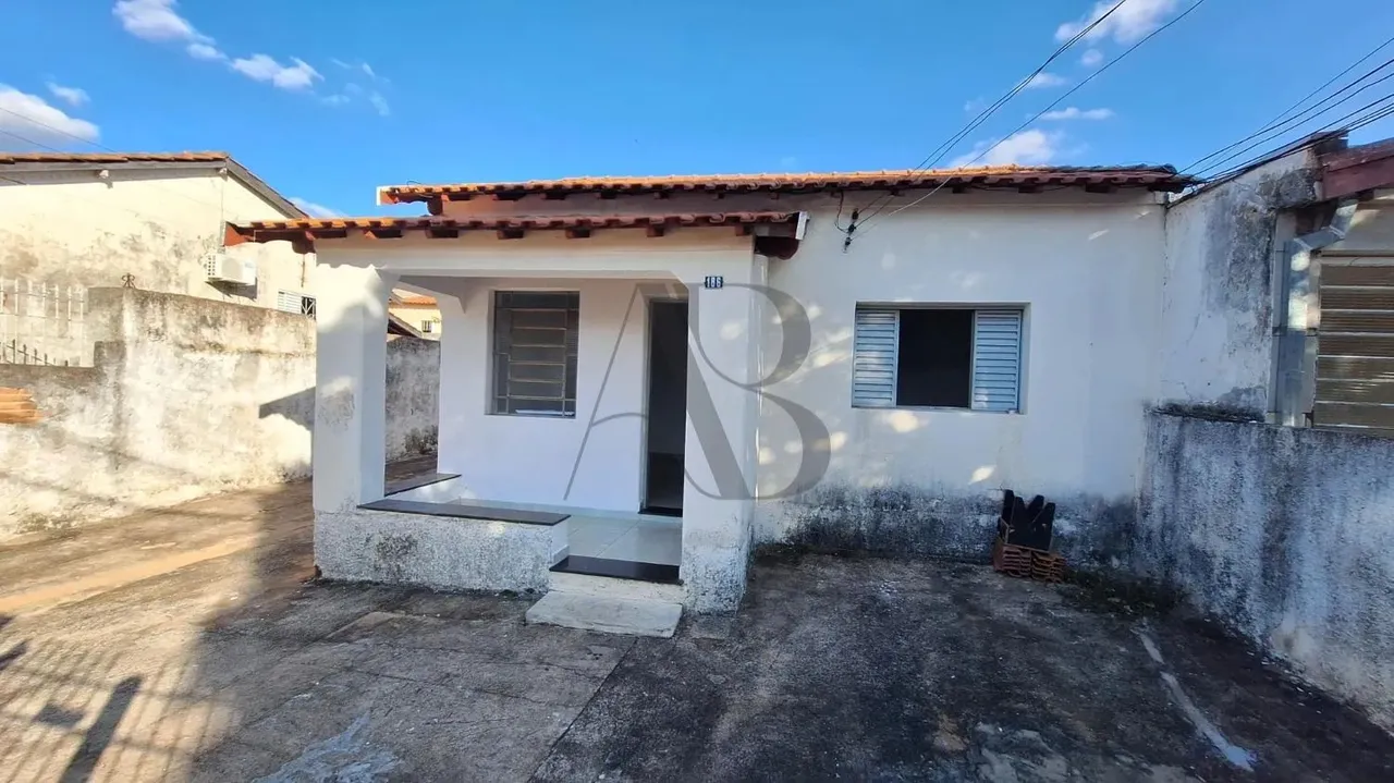 Casa com Edícula Localização Privilegiada Próxima à Lagoa do Taquaral