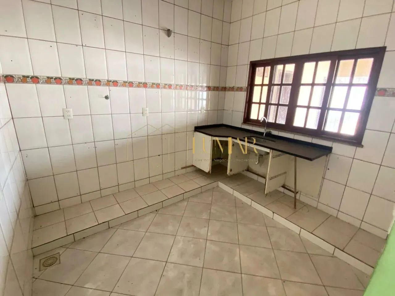 Casa com 230m², 2 dormitórios e 5 vagas, à venda - Parque Verde - Augusto Montenegro - Foto 2