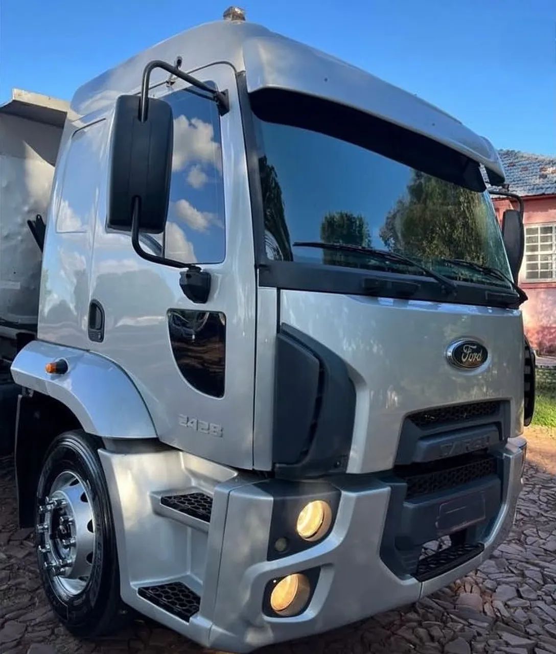 Ford Cargo 2428E Caçamba Ano 2012 - Foto 3