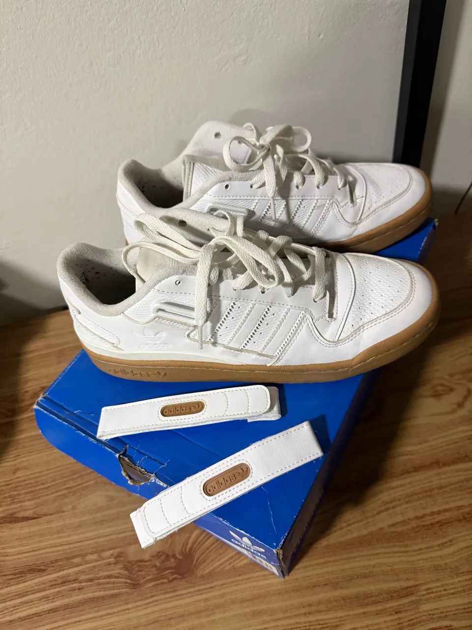 Tênis adidas - fórum Low - TAM 40