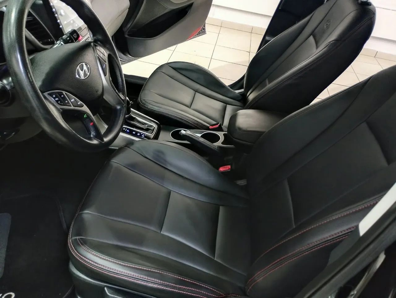 Hyundai i30 1.6 16V Flex 5p Aut., foto 7 de 11