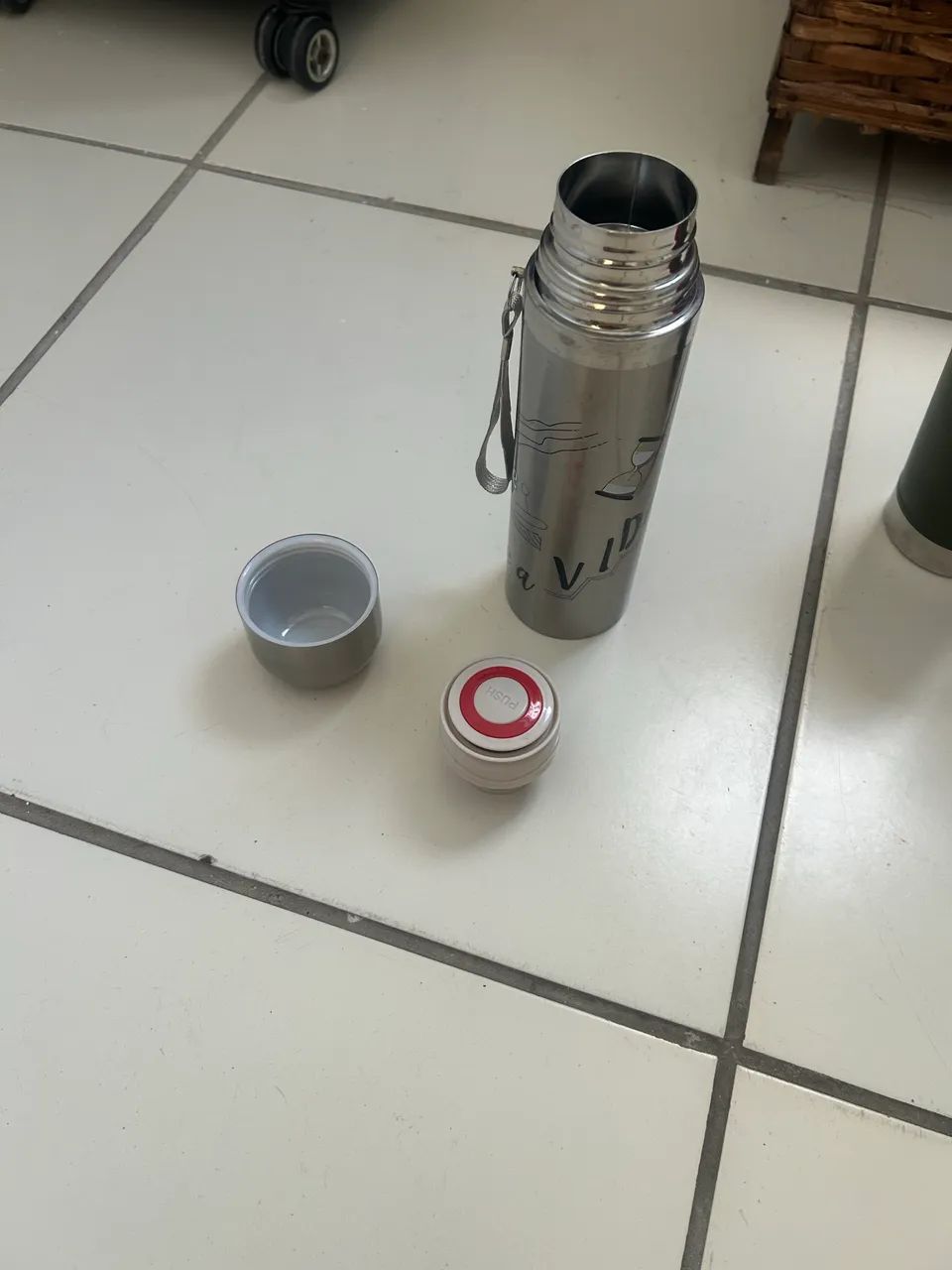 Garrafa térmica  - Foto 2