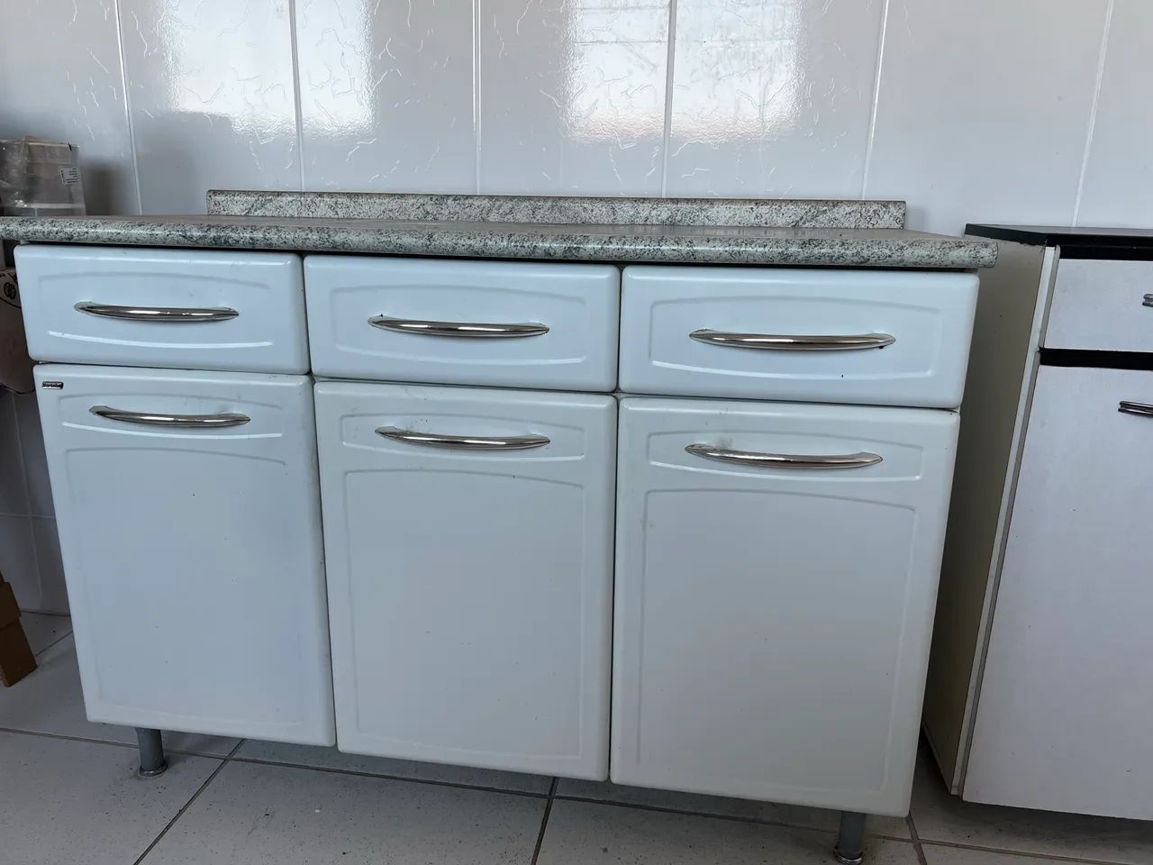 Balcão de cozinha + um balcão menor