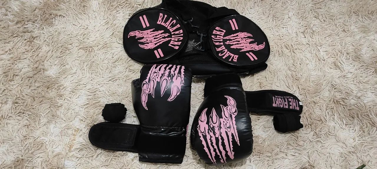 Luva Black fight