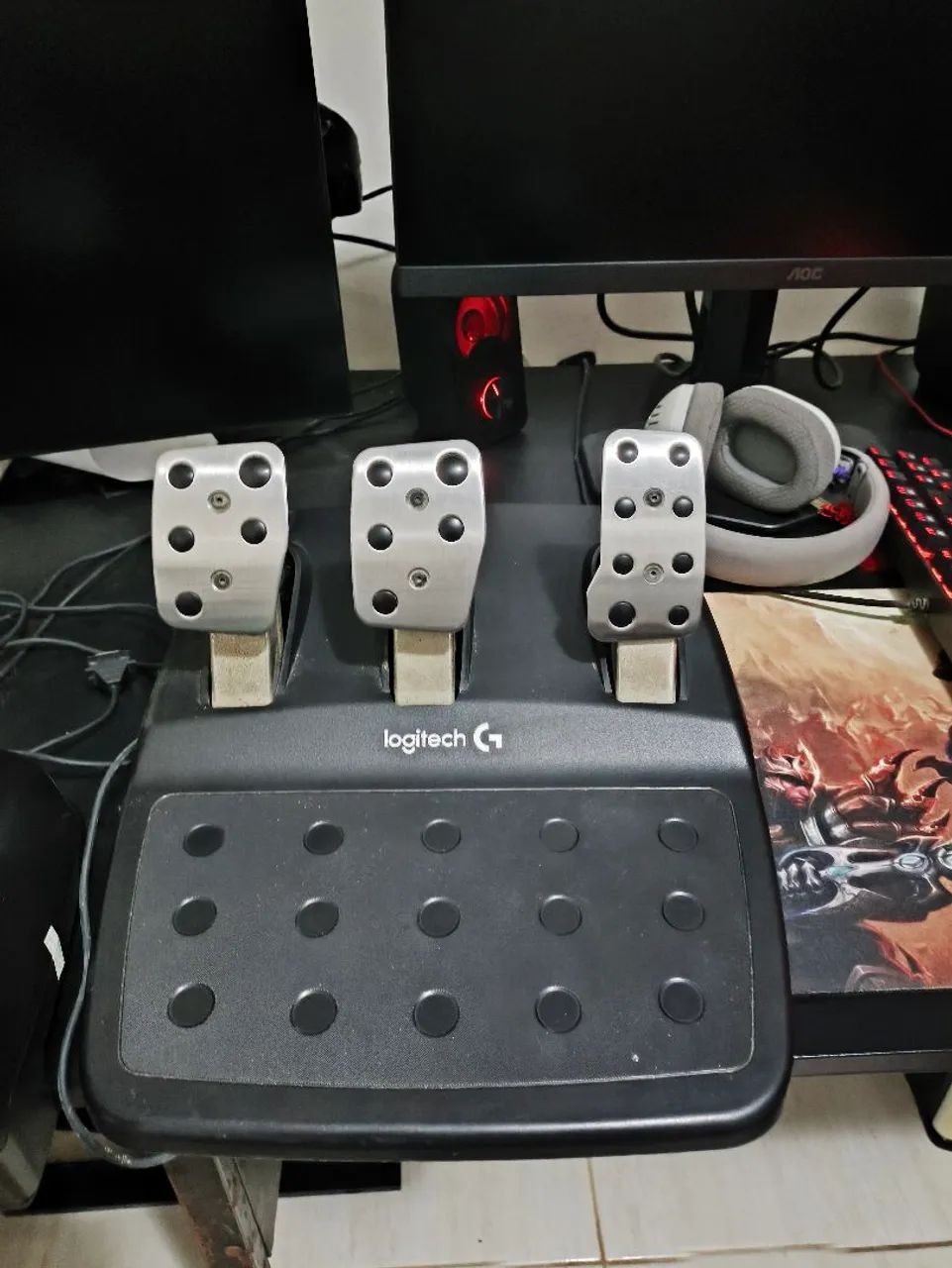 Volante G29 Logitech para PS4, PS5 e PC - Foto 3