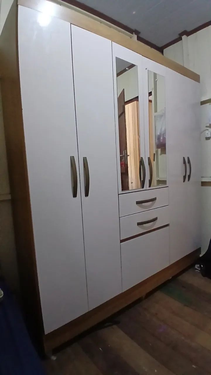 Guarda roupa