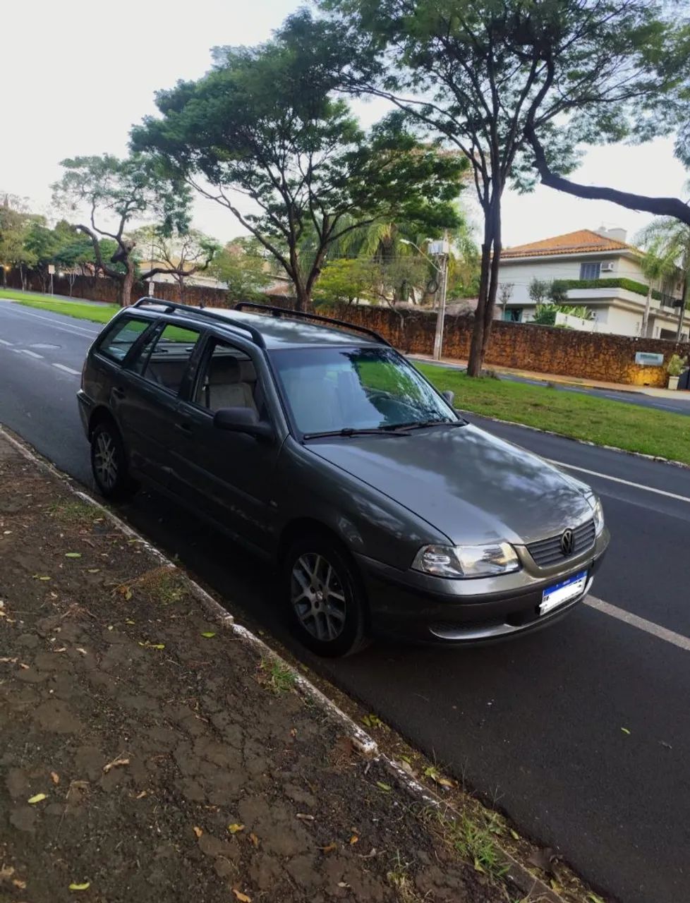 Volkswagen Parati 1000 MI 16V 2P E 4P 2000