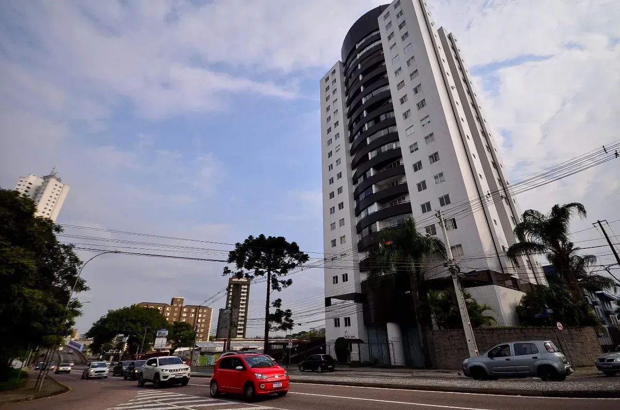 3 QUARTOS COM EXCELENTE CUSTO-BENEFÍCIO EM CURITIBA!