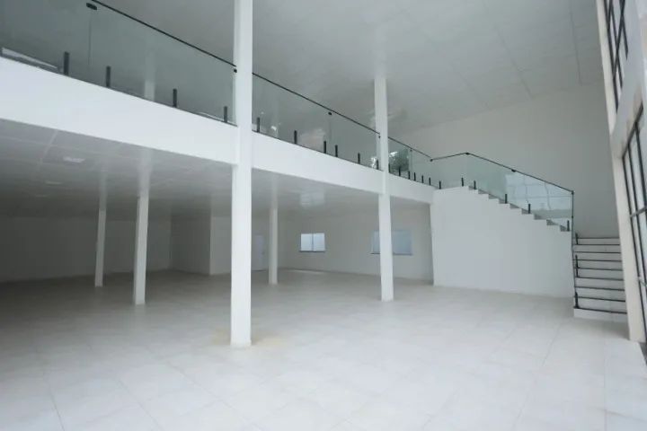 Loja/Ponto Comercial Espetacular com 533m² - Fachada de Vidro - Próximo ao Mercado - Foto 5