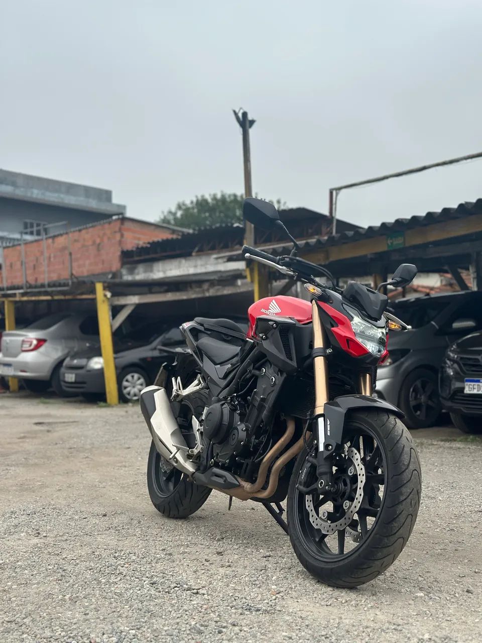 CB500F  2023  - Foto 2