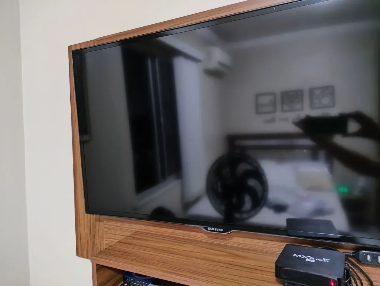 Vendo TV 40 polegadas ( COM DEFEITO)