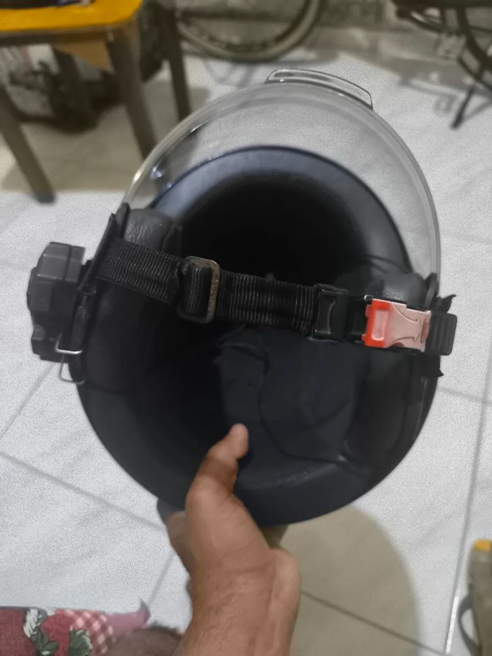 Vendo capacete. - Foto 2