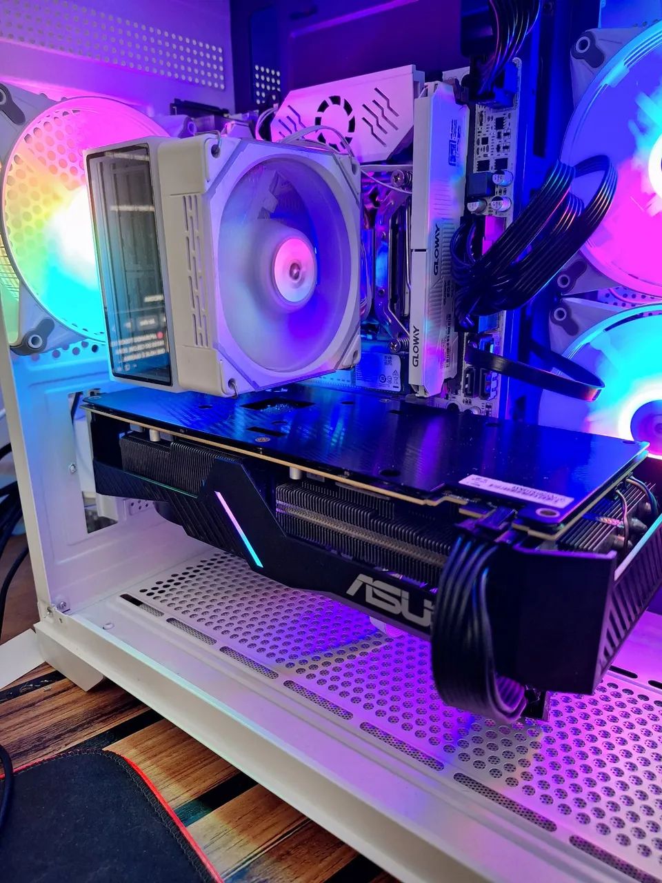 Rx 5600 xt modelo asus - Foto 2