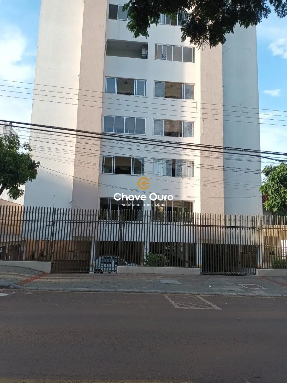 Apartamento com 03 quartos no Centro