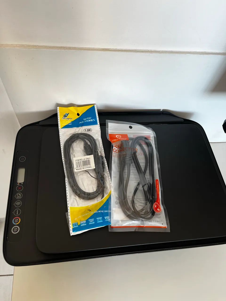 Impressora HP Deskjet Ink Advantage 2774 - Foto 2