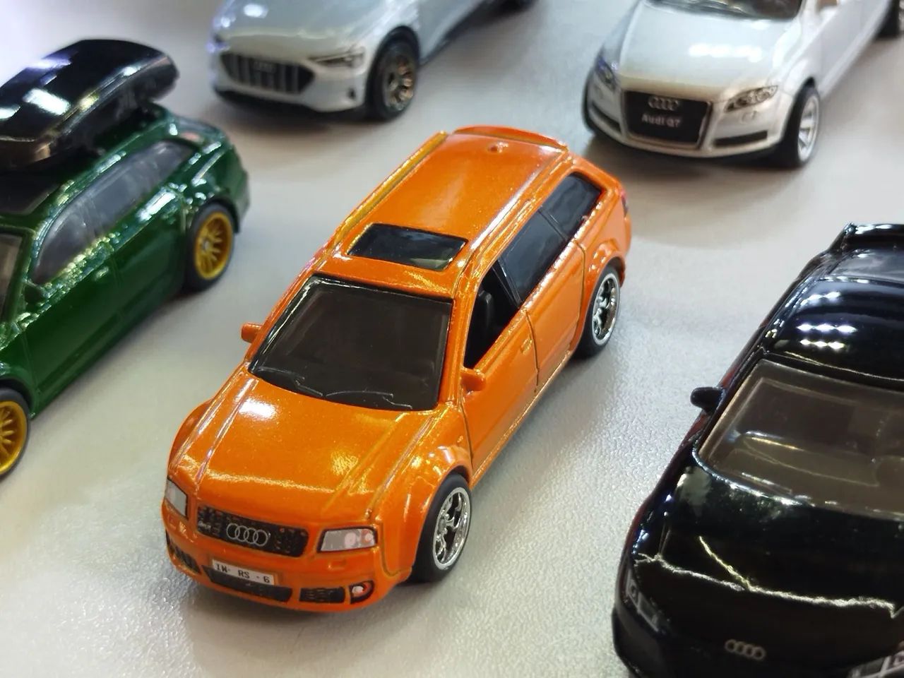 Lote Hot Wheels 11 Audi - Foto 4