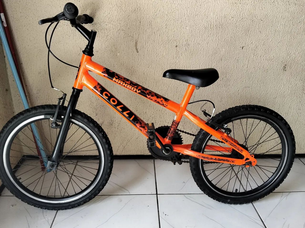 Bicicleta aro 20 seme Nova 