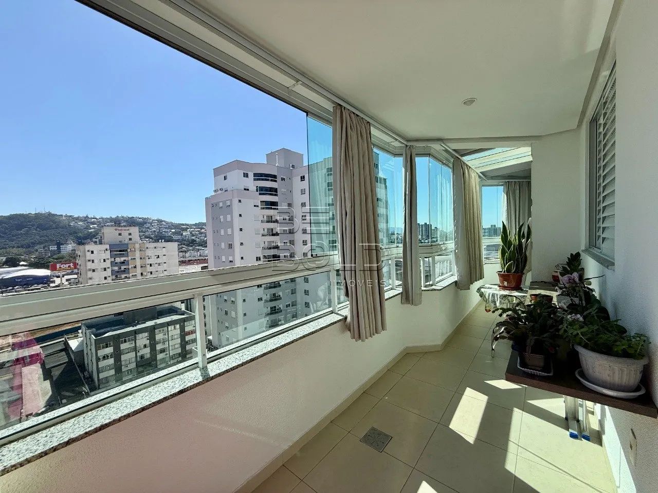 Apartamento 3 dormitórios no Kobrasol - Foto 3