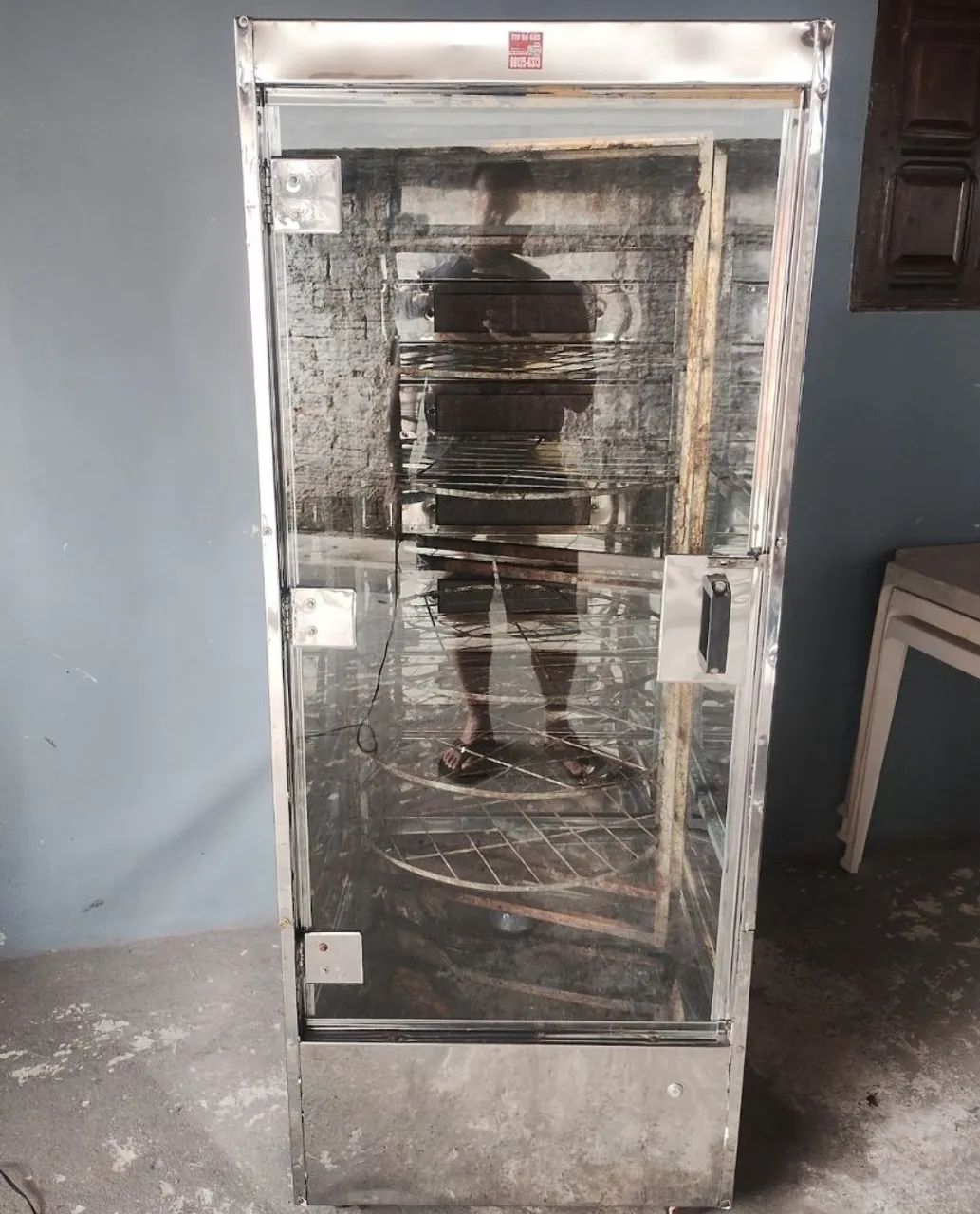 Vendo galeteira funcionando normal 