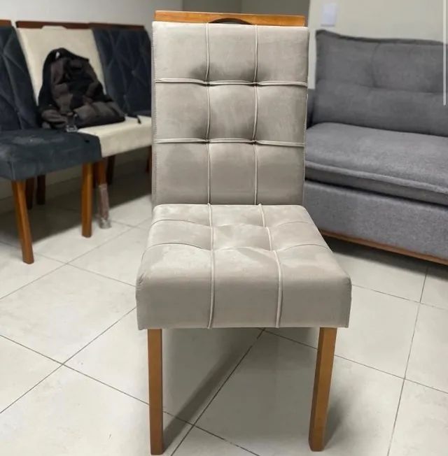 Conjunto Mesa e 6 Cadeiras Amendrabelle 170 cm - Foto 2
