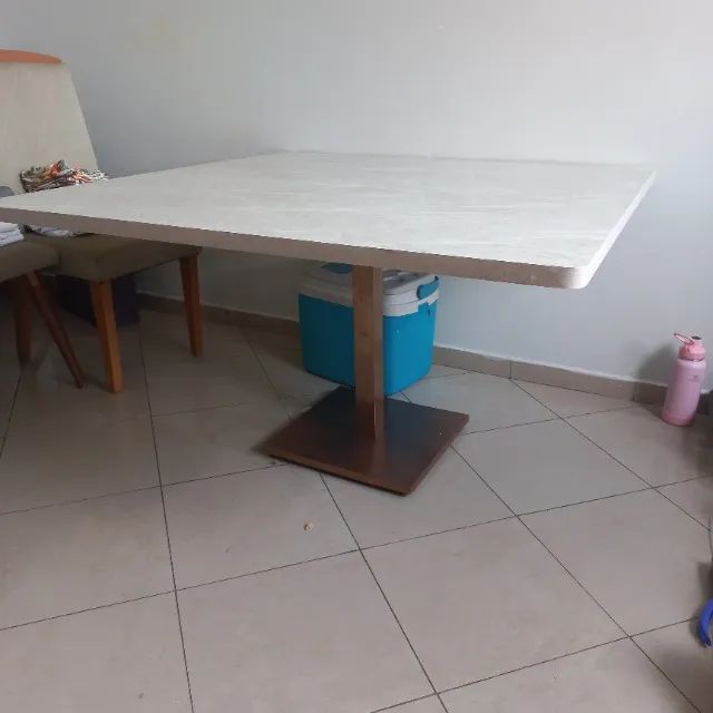 Mesa de jantar quadrada - Foto 2