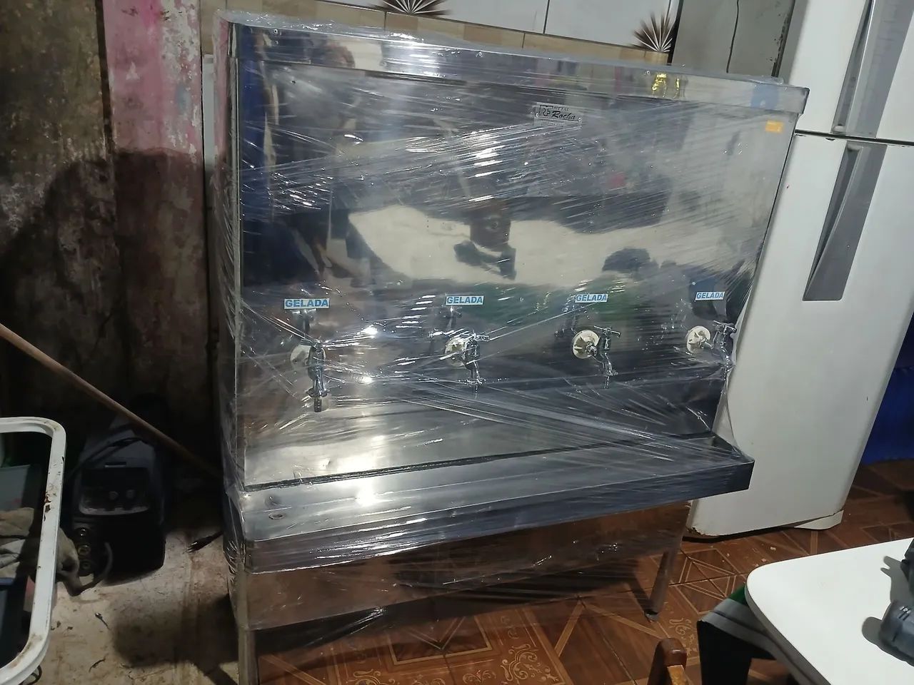 Bebedouro 4 torneiras gelando R$1650 - Foto 2