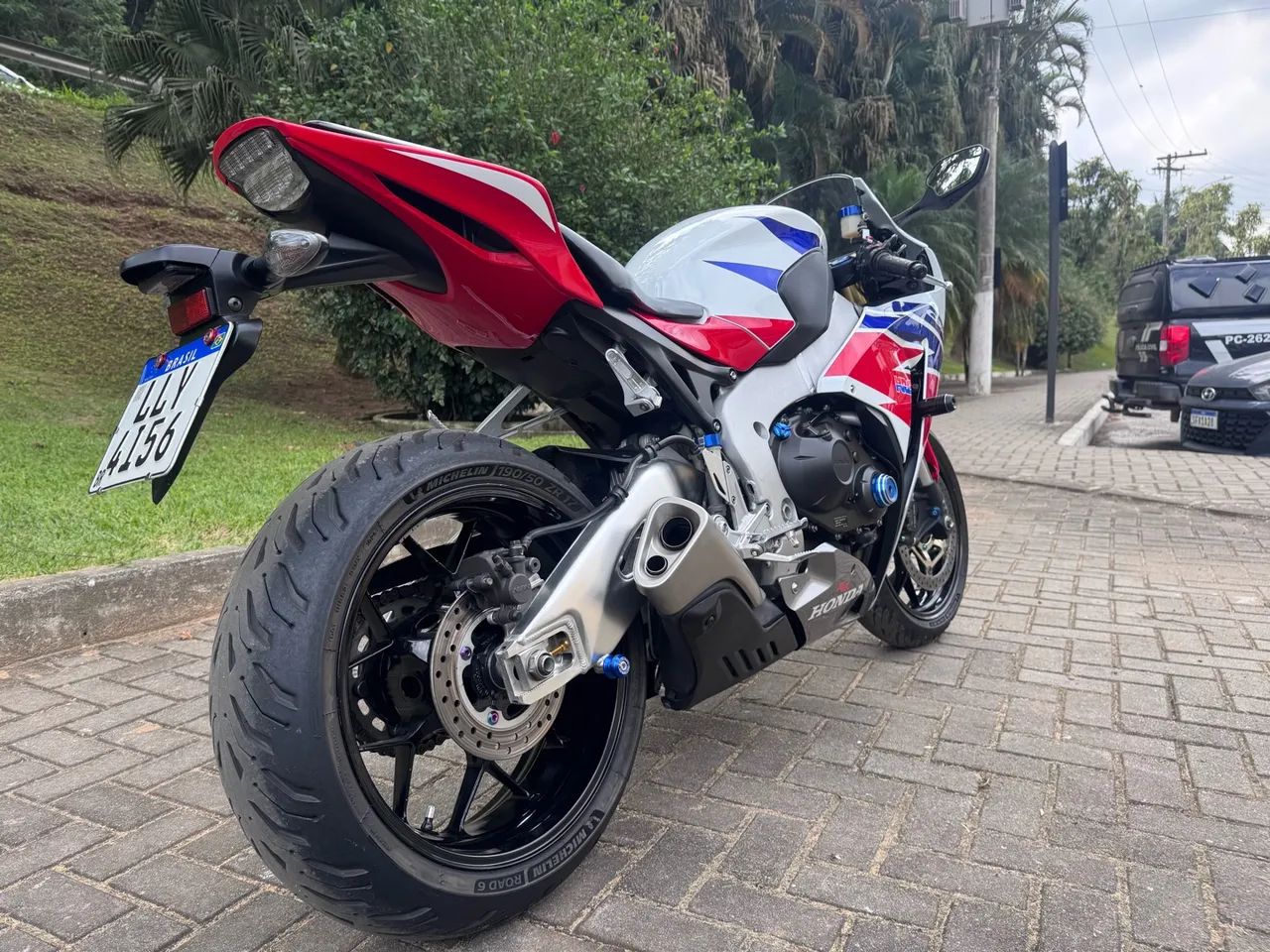 CBR 1000 fireblade  OPORTUNIDADE!! - Foto 4