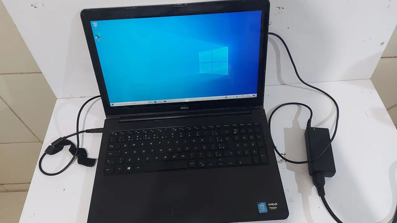 Notebook i7 8g touch screen 