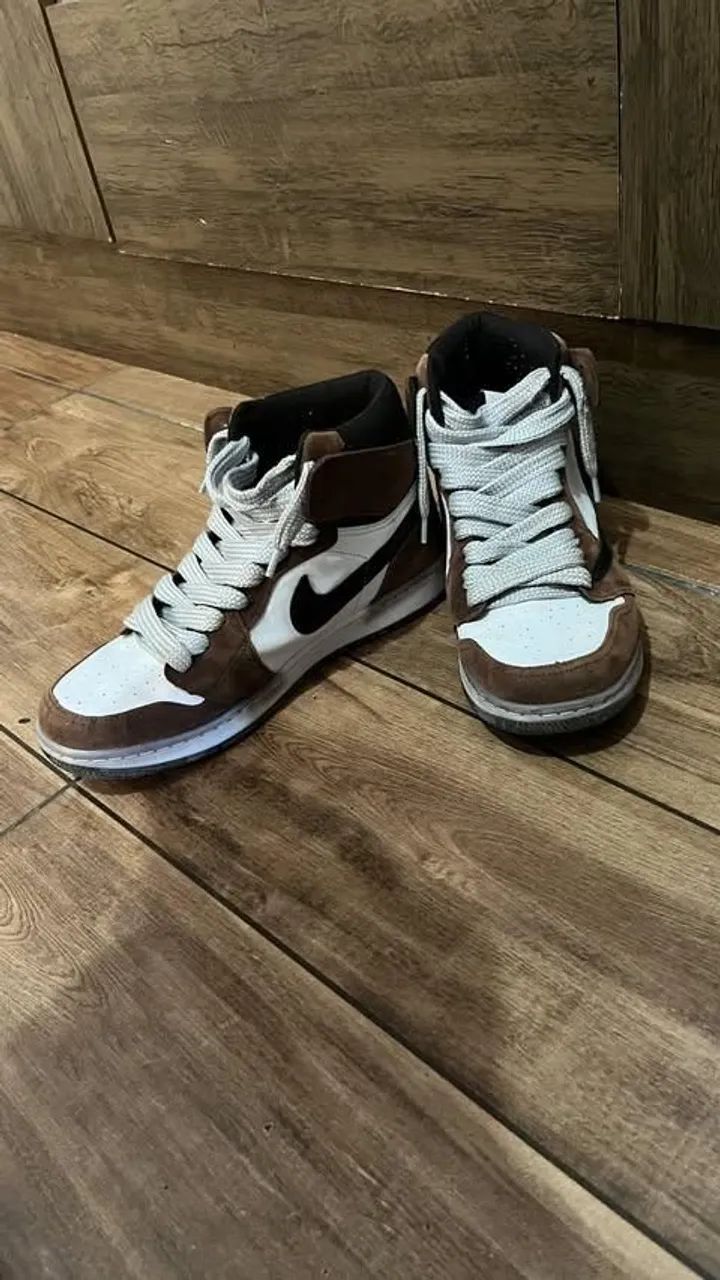 Air Jordan 1 high travis scott