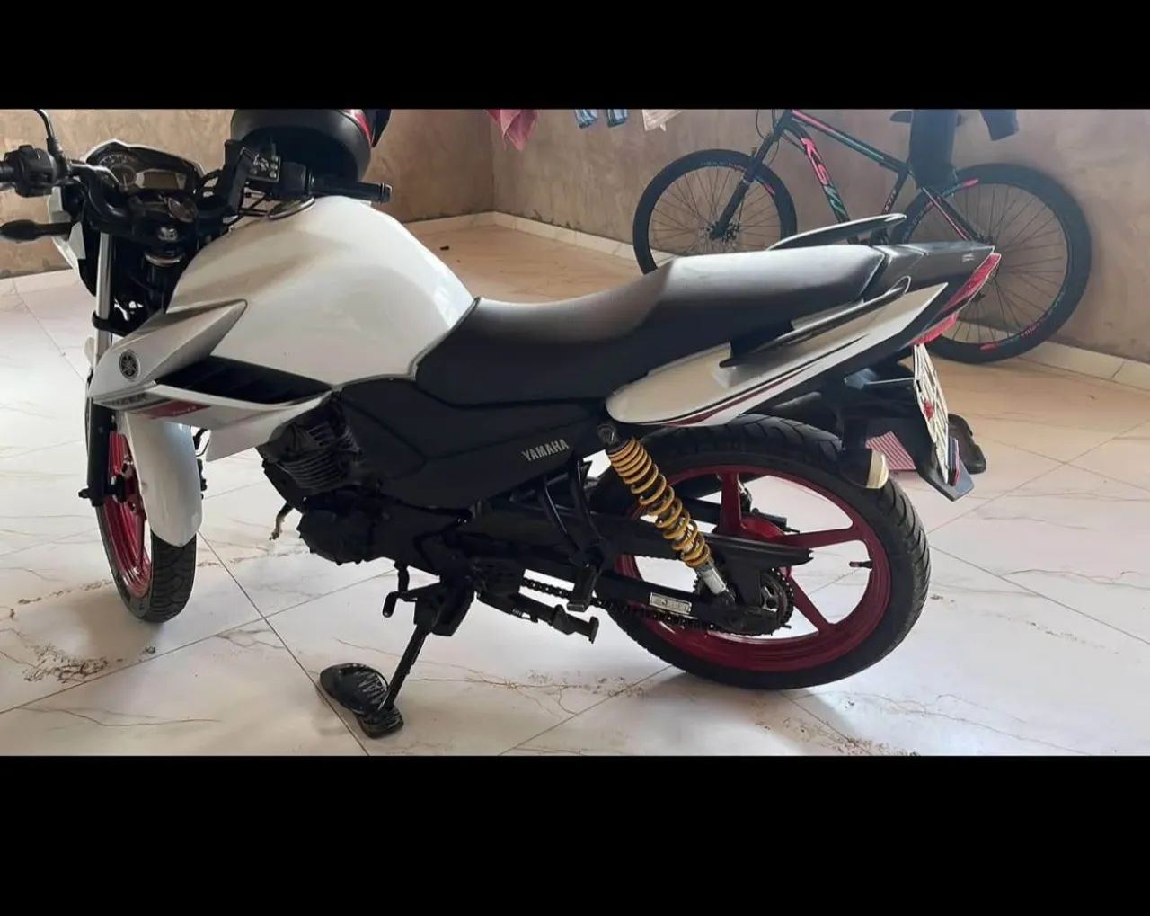  Moto em ótimo estado, documentos em dia. - Foto 2