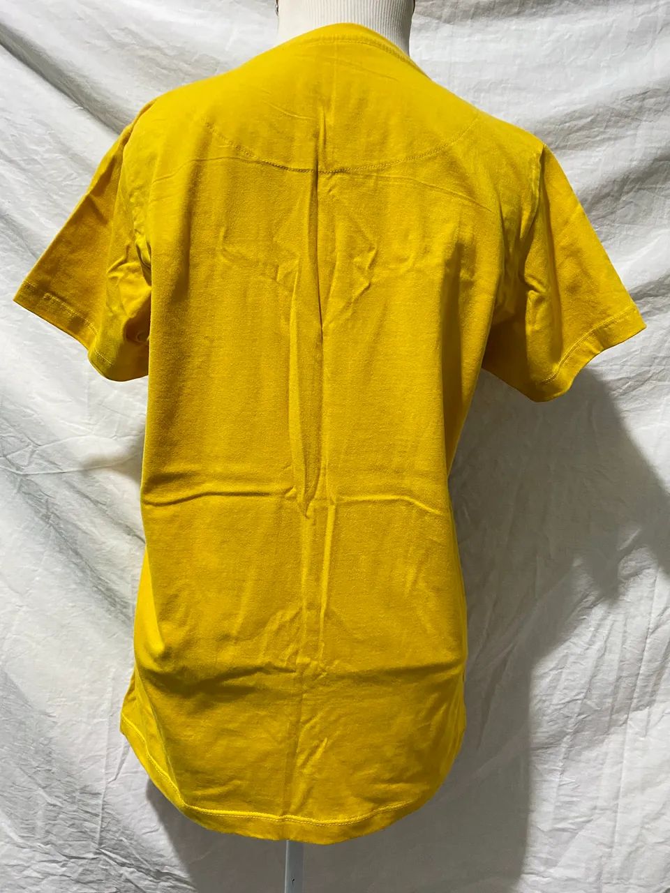 Camisa Amarela Loucure-se - Foto 2