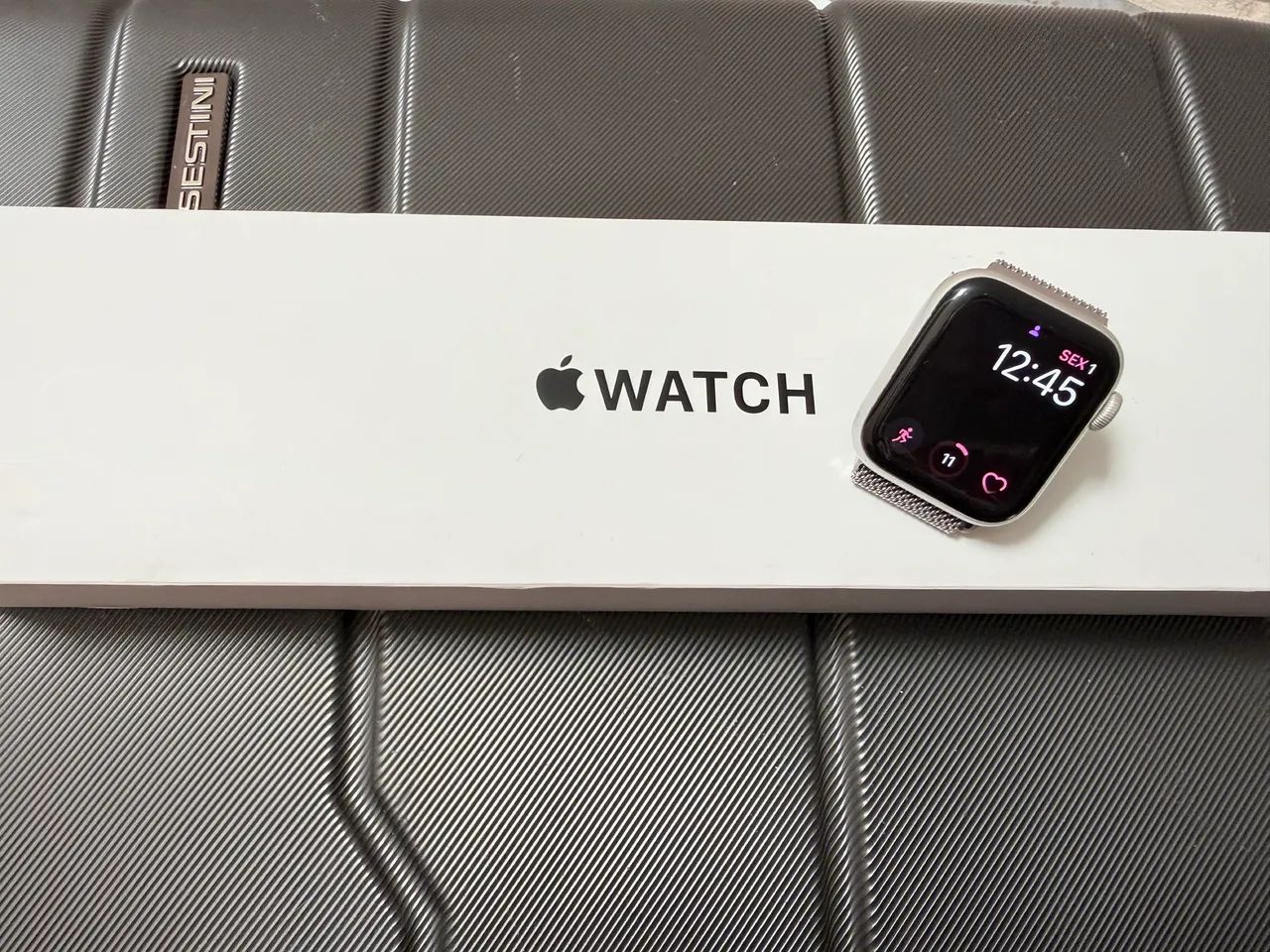 Apple Watch Se (gps, 40mm) - Silver