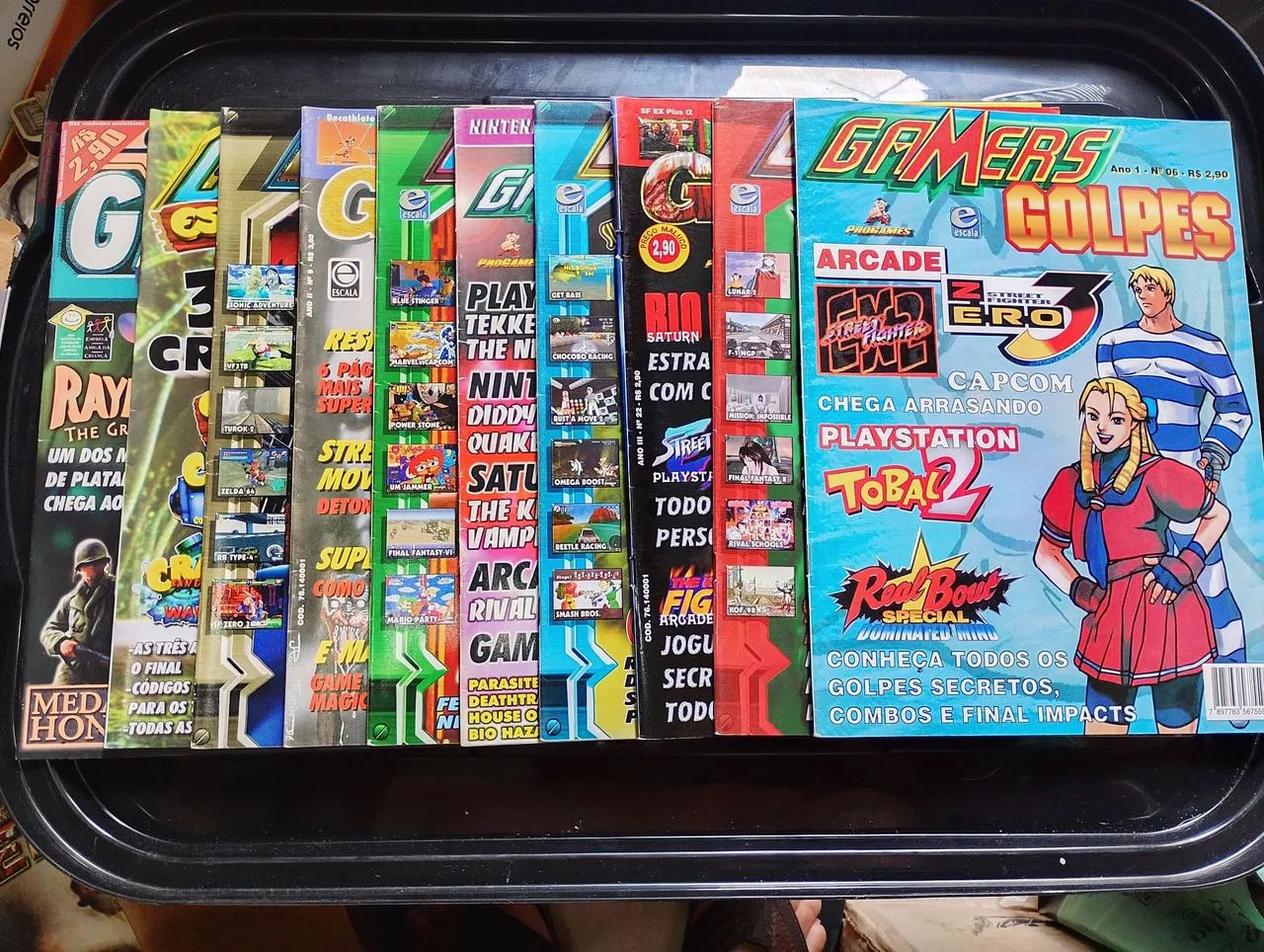 Lote com 10 revistas de games