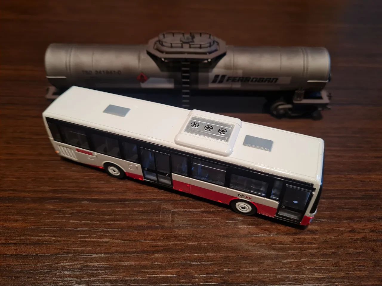 Miniatura de ônibus norev escala ho - Foto 2