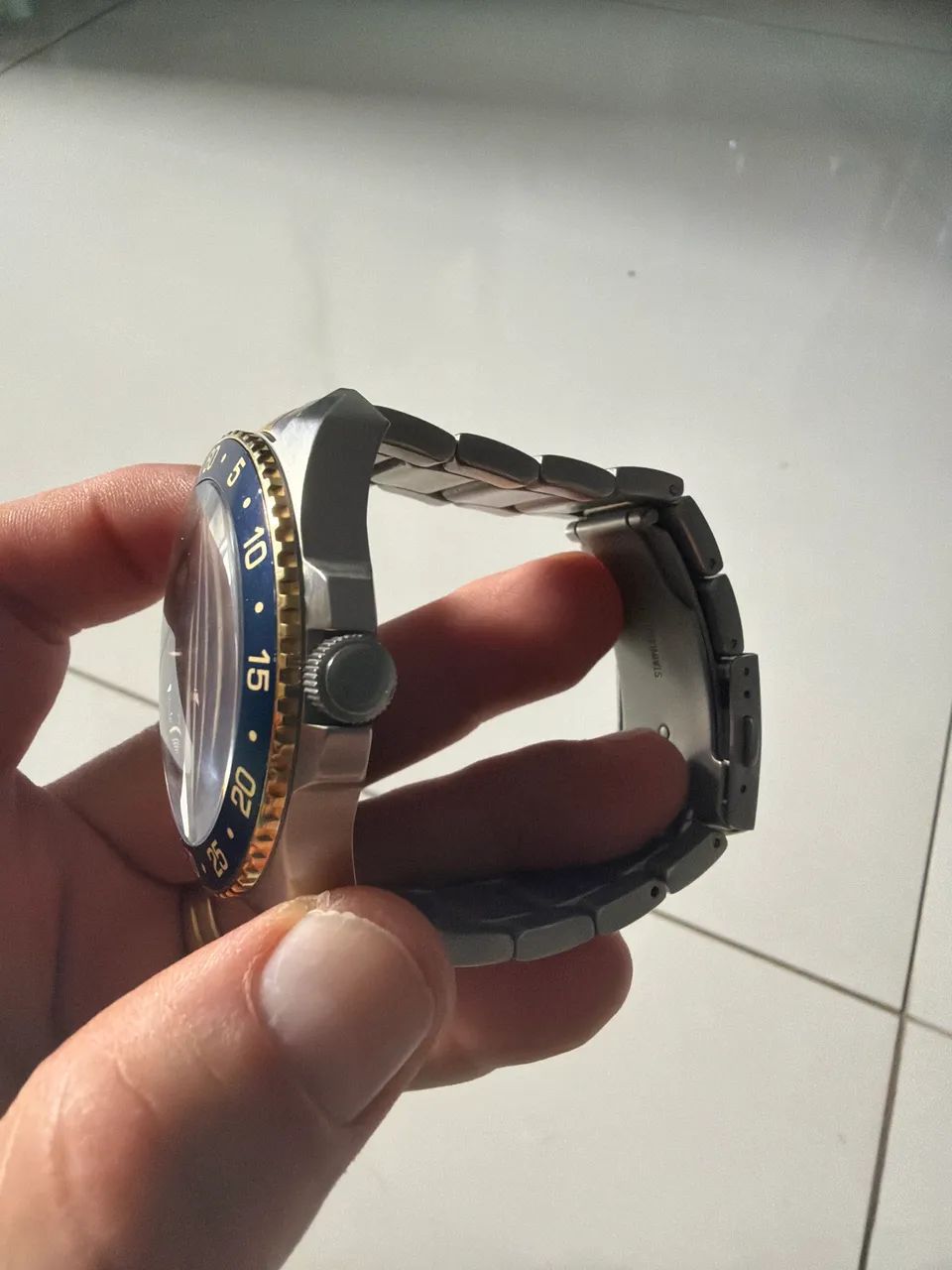 Relogio GUESS Steel Jet W0797G1 - Foto 2