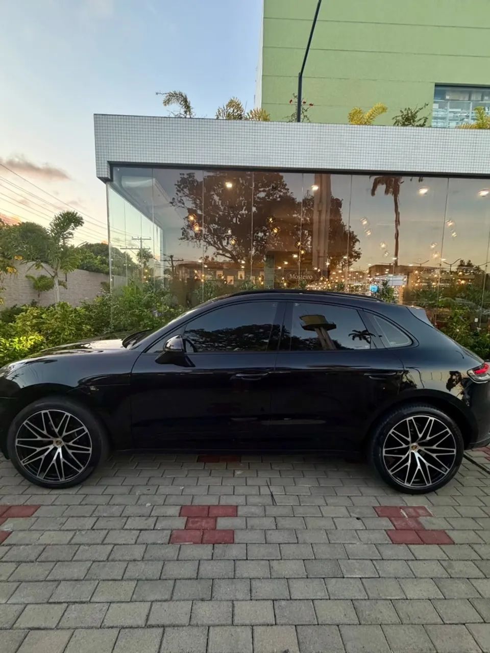 Porsche Macan 2.0 TURBO 2023