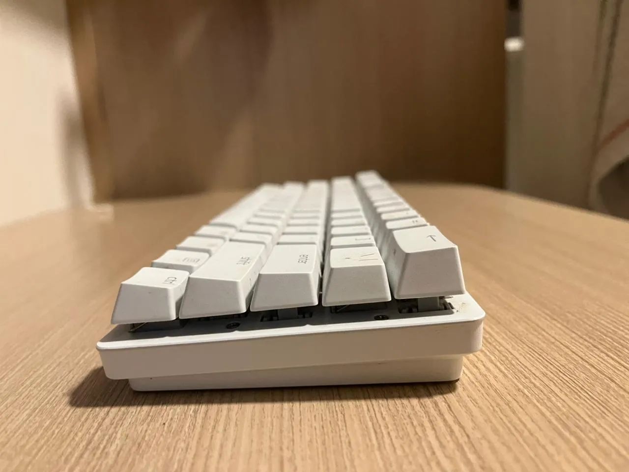 Teclado Gamer Razer Huntsman Mini 60% - Switch óptico roxo - Foto 4