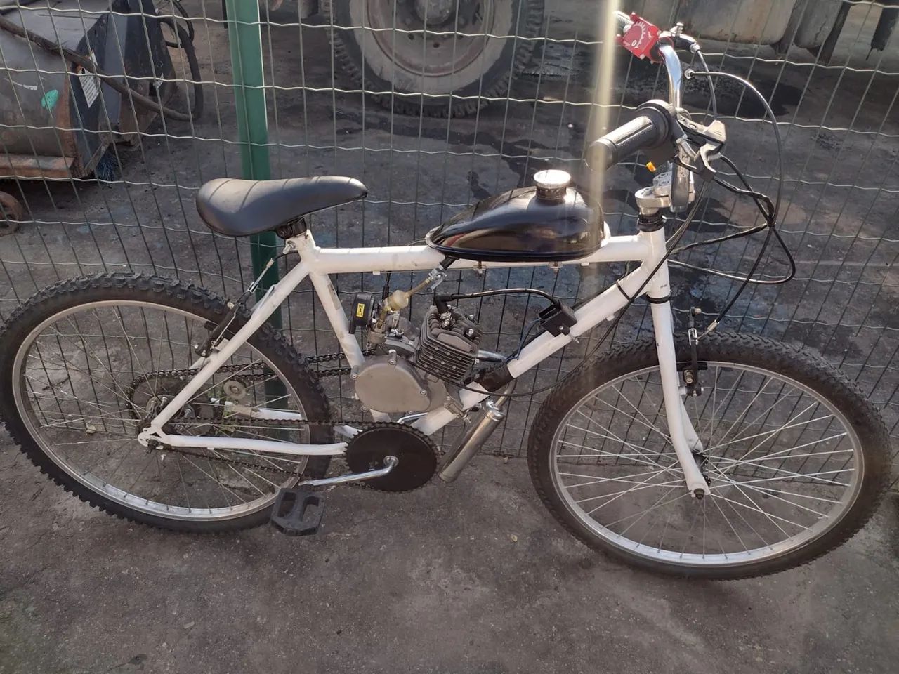 Vendo motorizada - Foto 4