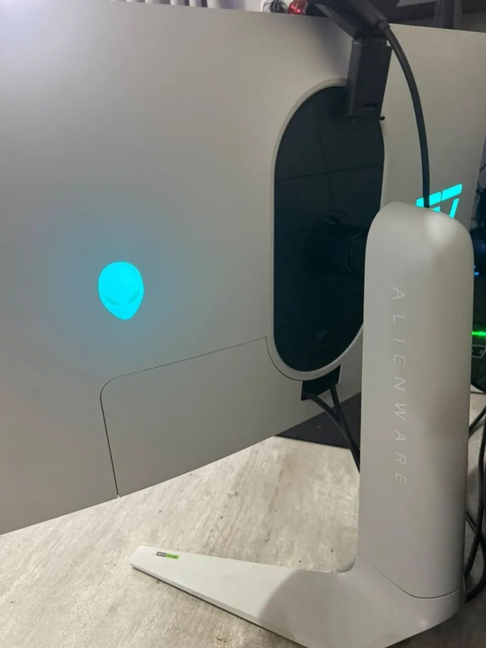 Monitor Alienware AW2723DF 27?, QHD, 240 Hz - Foto 5