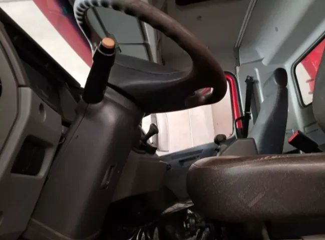Mercedes Benz 4144 2016 Caçamba.  - Foto 4