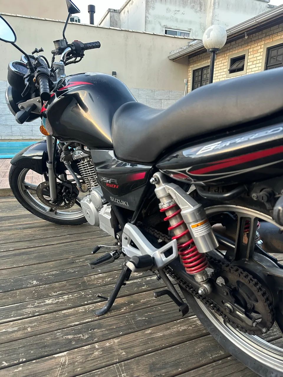 moto suzuki GSR 150i  - Foto 2