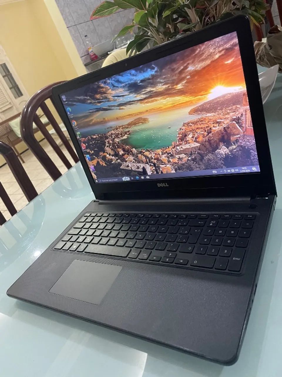 Vendo Notebook Dell i3 com SSD