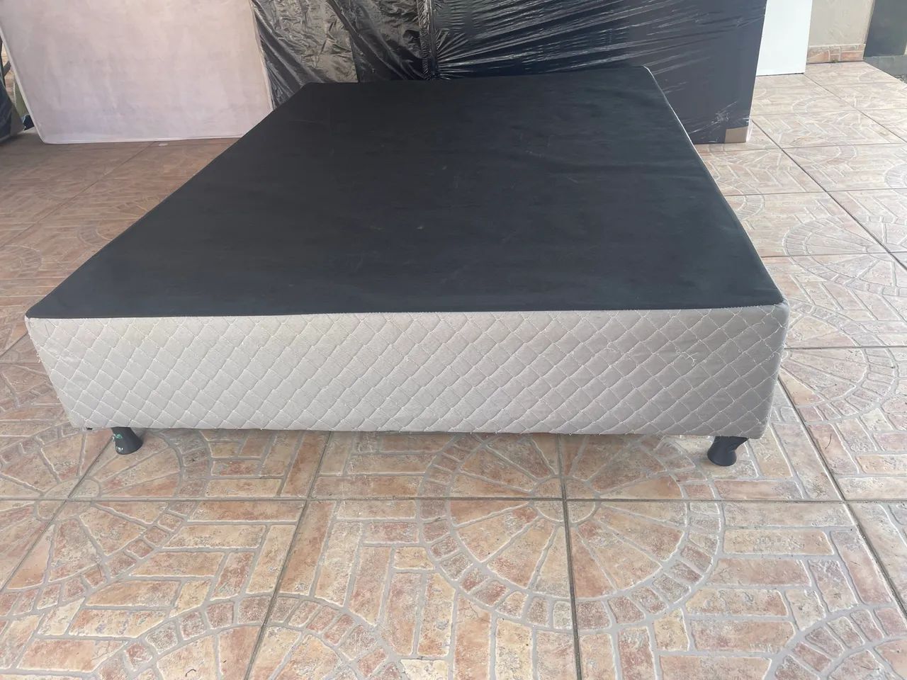 Double bed base65115876518786122
