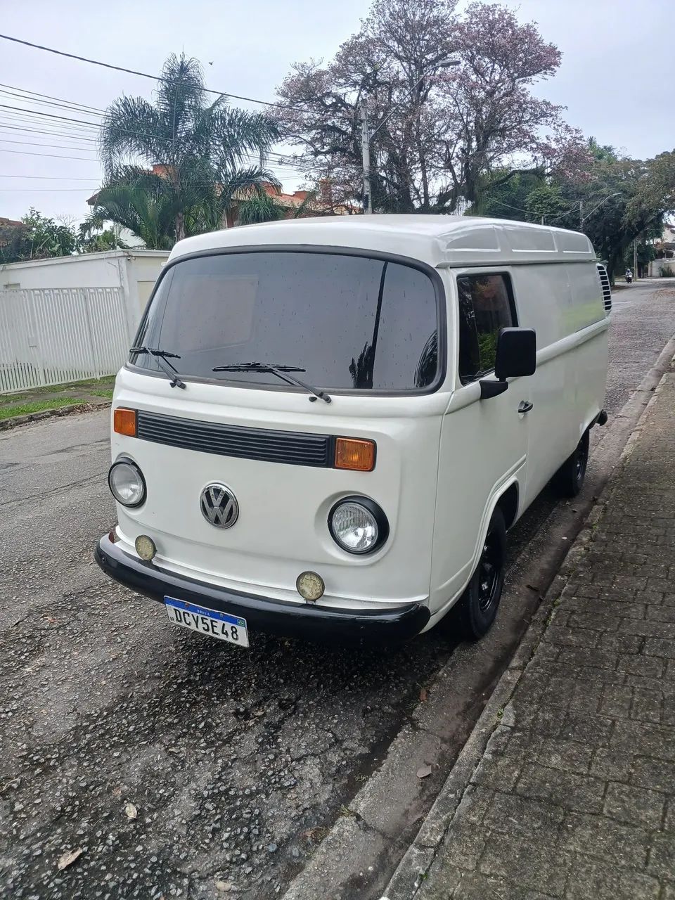 Volkswagen Kombi Furgão 2002